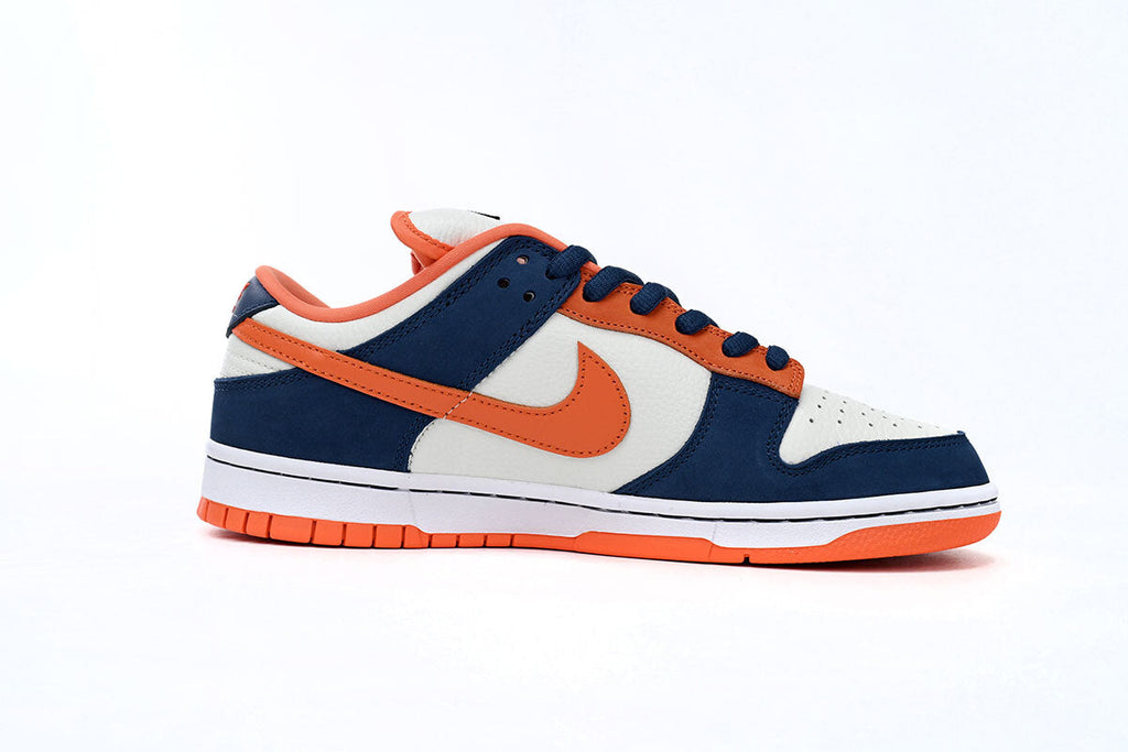 Nike SB Dunk Low Broncos Reps Sneaker 304292-184